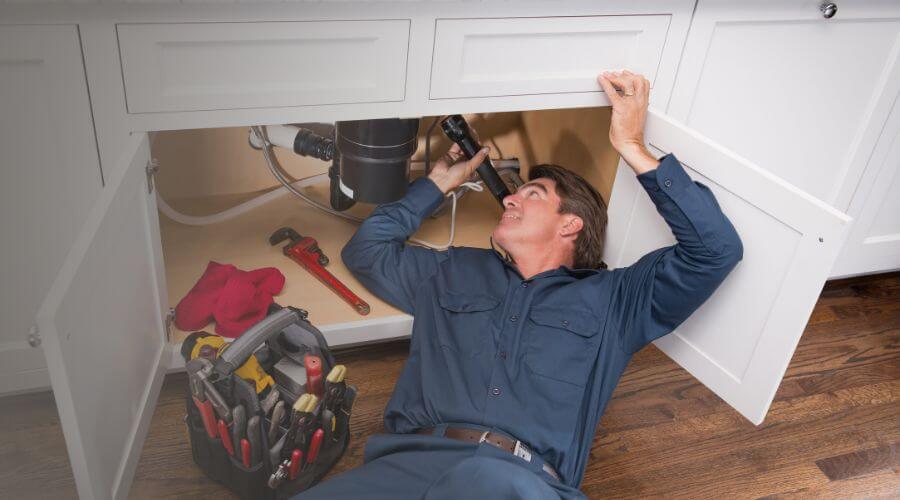 Expert burst pipe repair services in Oxford, IA